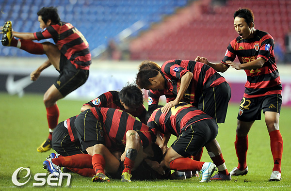 
	[����]'������ ȯȣ�ϴ� ����'
