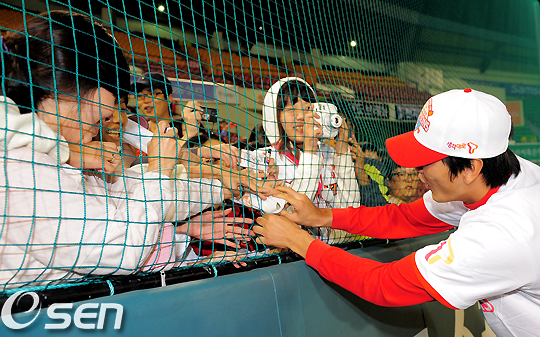 
	[����]�豤��, '�������� �α�'
