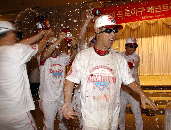 
	[����] SK �輺�ٰ���, ���ּ��ʷ� 1���� ����� ������...
