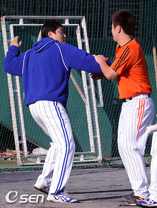 
	[����]�������� �����(?) �λ�, '��ȣ�� �ݰ���'
