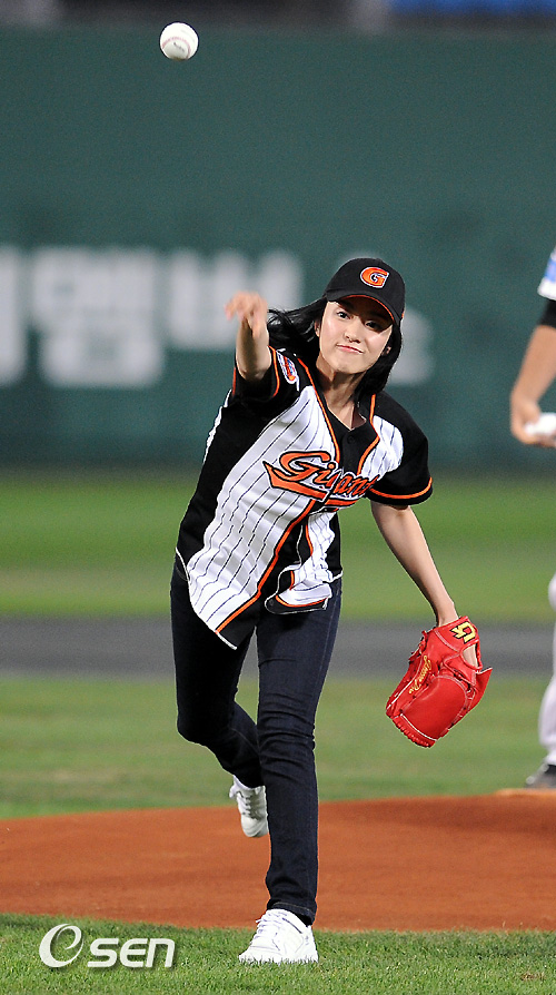 
	[����]'���̾��� ��' ����, '�ָ��ָ� ���ư���'
