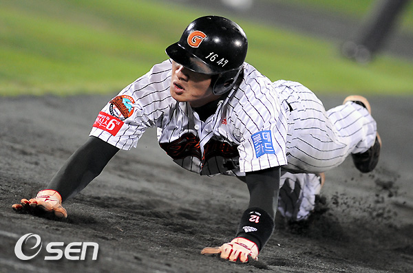 
	[����]���� �ƿ��Ǵ� ������, '������ �ʾ���'
