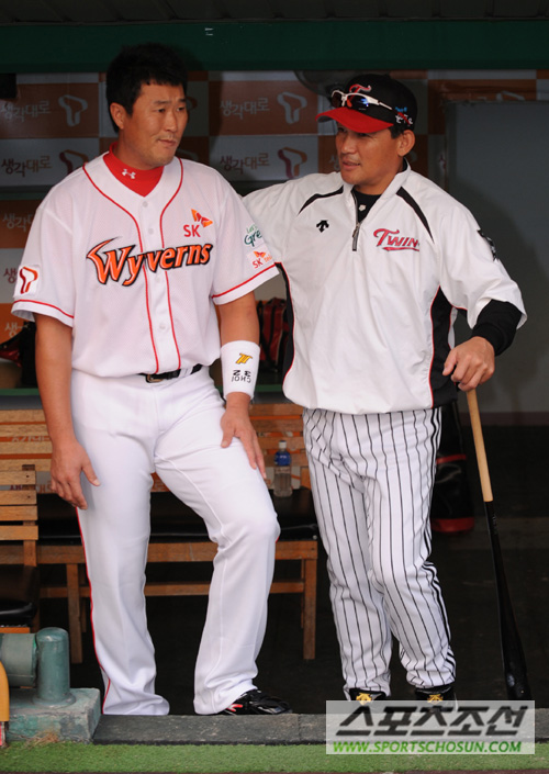 
	[����] ģ���� LG�����ư��� ã�� SK �ֵ���
