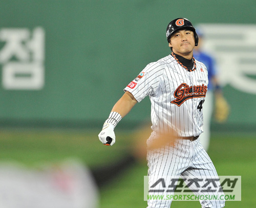 
	[����] ȫ����, �� ���� ���׾���!
