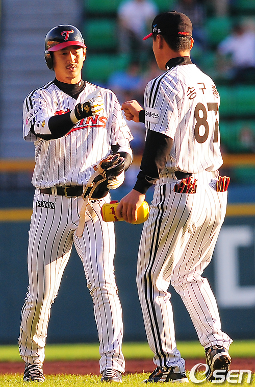 
	[����]�ڿ���, '���� 1Ÿ�� ���� 2��Ÿ'
