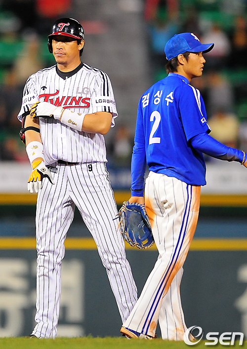 
	[����]'2Ÿ�� ���� 2��Ÿ' �̺���, '�翪���̴�'
