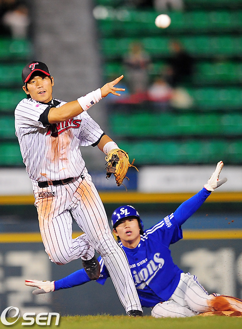 
	[����]�ڰ��, '2��� �ʾ��� 1���'
