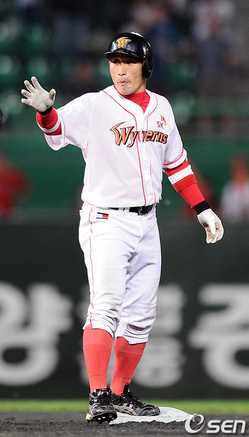 
	[����]����ȯ,'��Ÿ �����̾�'
