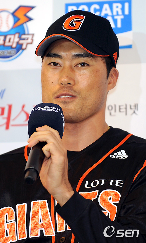 
	[����]����ȯ,'�۳� 1���� �¸� ������ ��'
