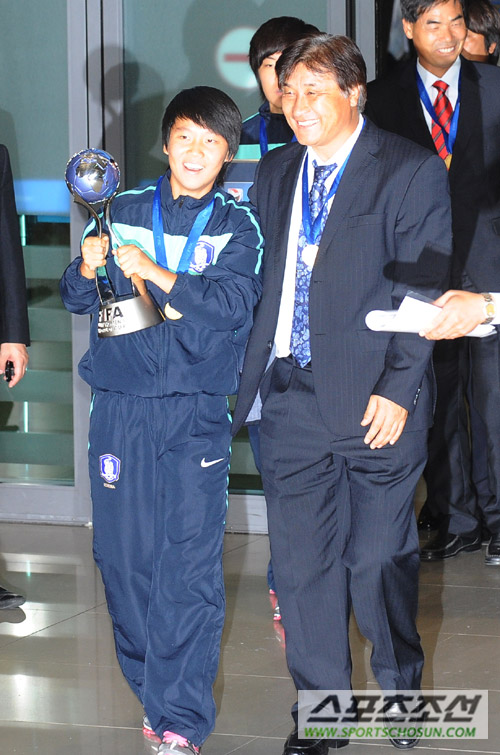 
	[����] '������ �̼�' �ִ��� ���� ����� �ȾƵ�� �ͱ�
