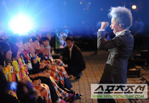 
	[����] ���� �μ���, ���� ���� ������ �տ��� ��â�ϴ�
