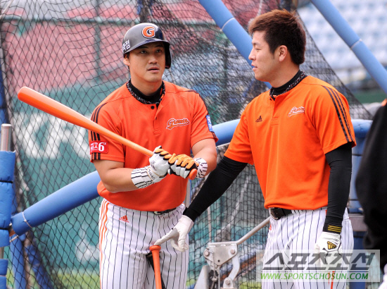 
	[����] �Ե� ����ȣ, '������ �� ����� �� ����ּ���~'
