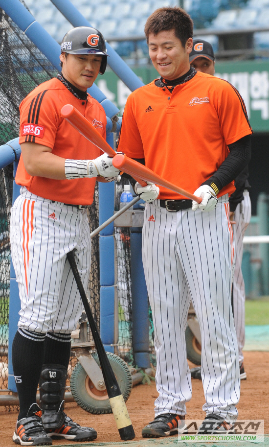 
	[����] ȫ����-����ȣ '������ ��� ����̷� �ѹ� ���� ����'
