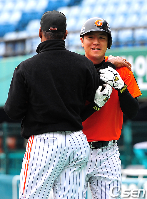 
	[����]���̽���, '��ȣ, �ʸ� �ϴ´�'
