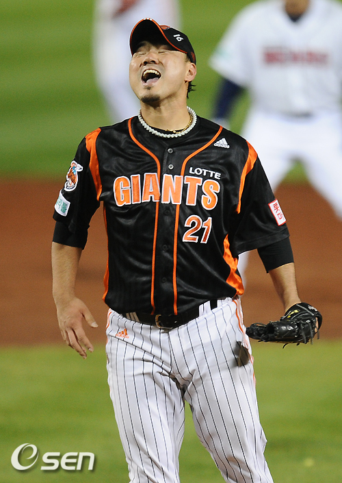 
	[����]'���⸦ �ѱ�� ȯȣ�ϴ� �۽���'
