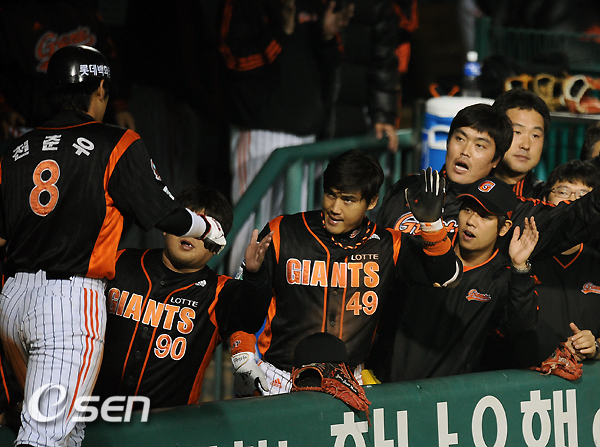 
	[����]ȫ����,'�ٽ� ��������'
