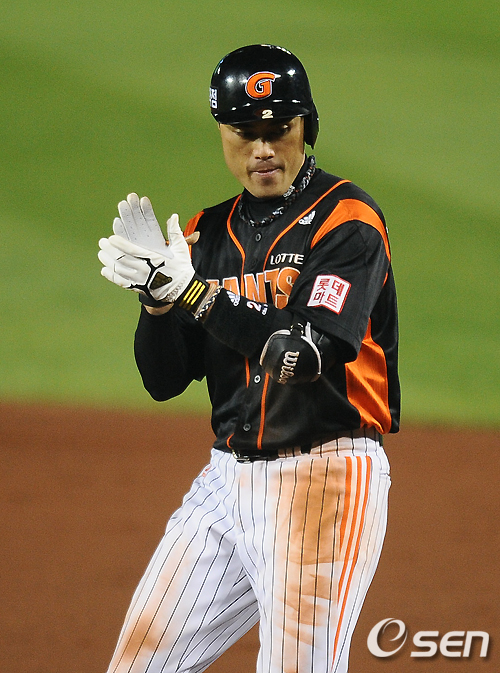 
	[����]����ȯ,'�ٽ� ���� �̾�'
