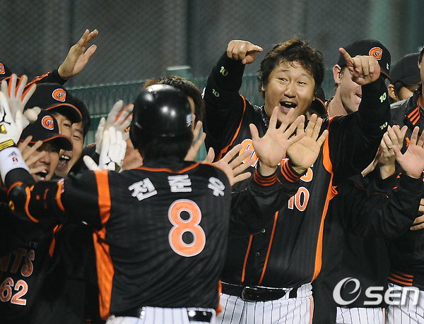 
	[����]�̴�ȣ,'�ؿ� �����ֳ�'
