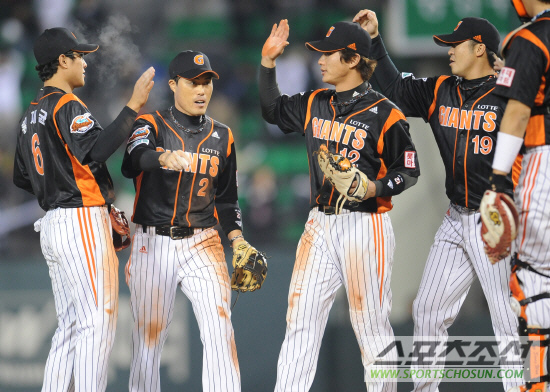 
	[����] �Ե� �¸� ' �츮�� �س¾�'
