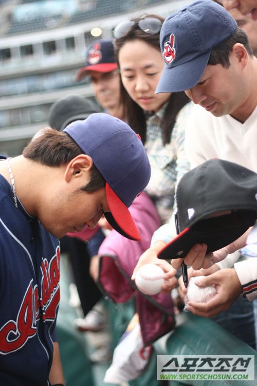 
	���α׷��ú��ʵ带 ã�� �ѱ��ҵ鿡�� ������ ���ְ� �ִ�.
