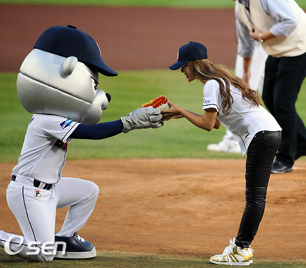 
	[����]������,'�����ϰ�'
