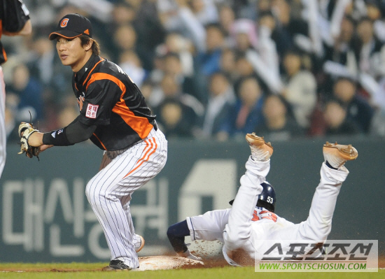 
	[����] ����� �δٸ� ��½ ��� �ø��� 1�� �⵵
