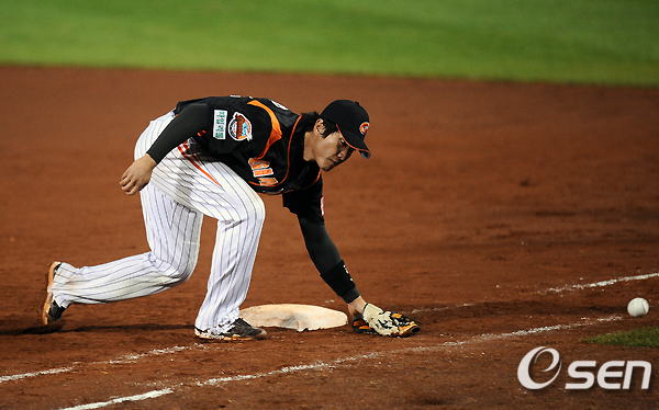 
	[����]������,'���� ����� �����̾�'
