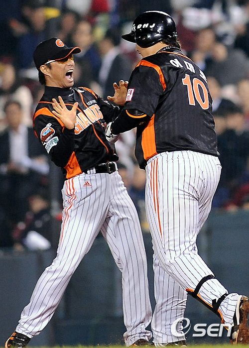 
	[����]���ʼ�, '�̴�ȣ ������!'
