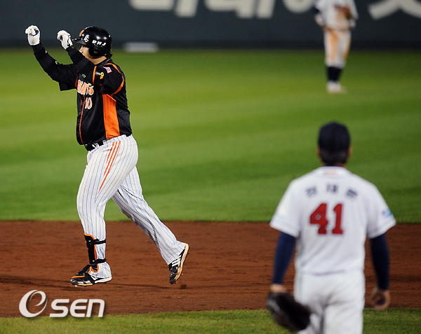 
	[����]�̴�ȣ,'������ Ȩ����'
