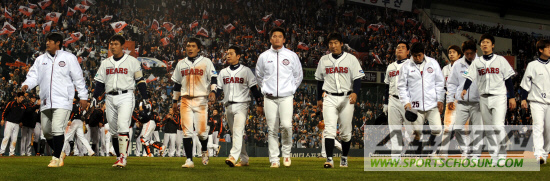 
	[����] 2���� �λ��� �Ҿ��ϴ�
