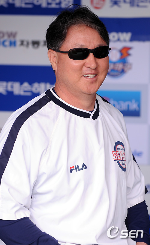 
	[����]��湮,'���� ���� ����� �ϴµ�'
