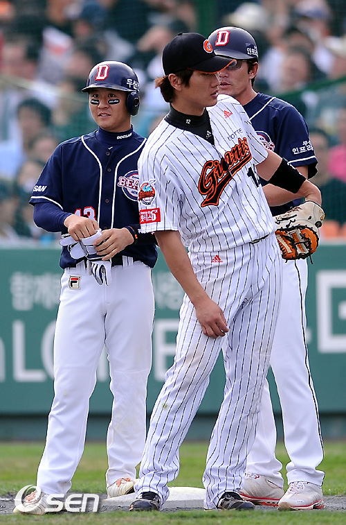 
	[����]'����Ÿ' �ս���,'��å���� �����߾�'
