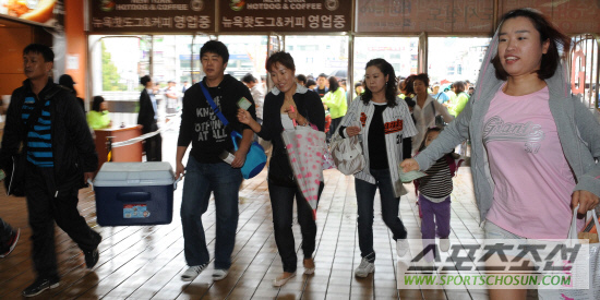 
	[����] �����߱���, ��⸸ŭ ���ߵ��� �ڸ� ��Ż���� ġ��..
