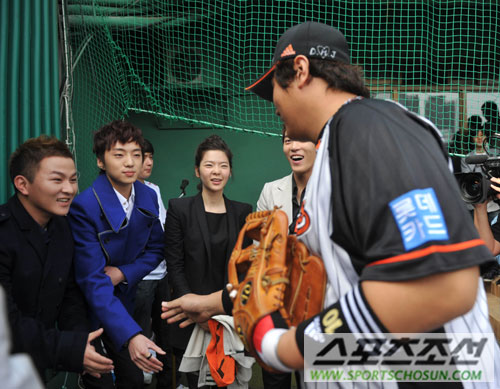 
	[����] �̴�ȣ, ���� '���۽�ŸK' ���ƿ�~
