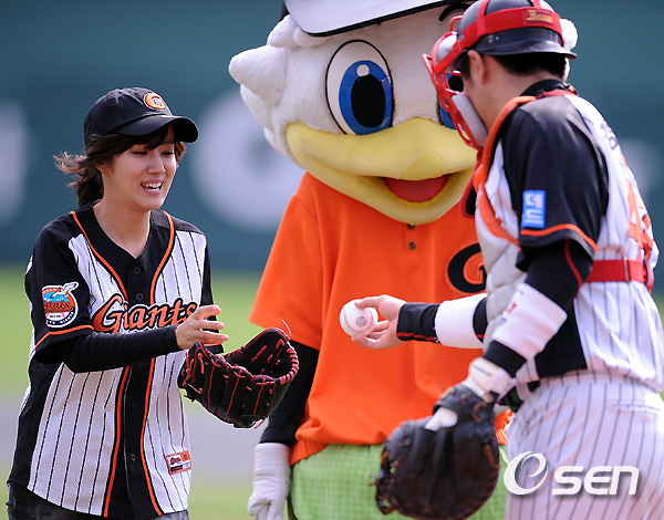 
	[����]�ñ� �ּ���,'����ȣ ���� ���� �� �¸��ϼ���'
