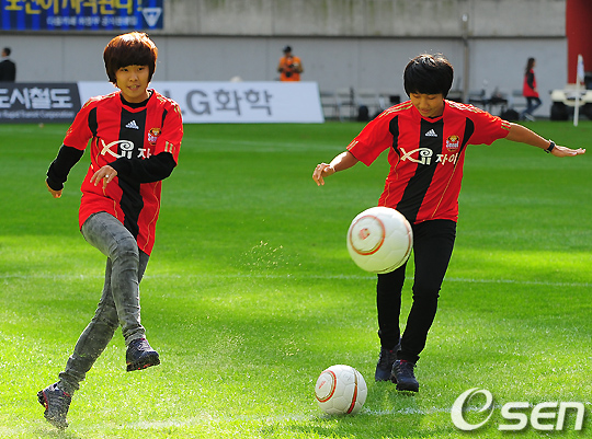 
	[����]���ҿ�-������,'�����౸ �������� ����!'
