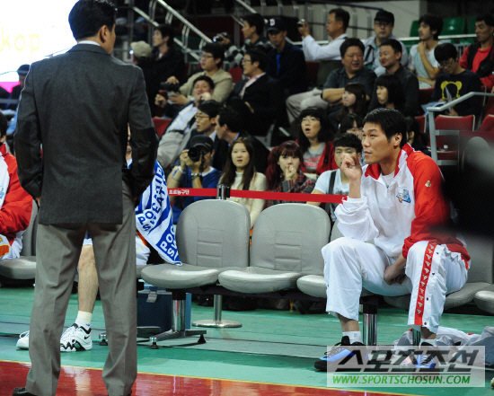 
	[����] ���ڷ��� �������� �����ư����� ��������?
