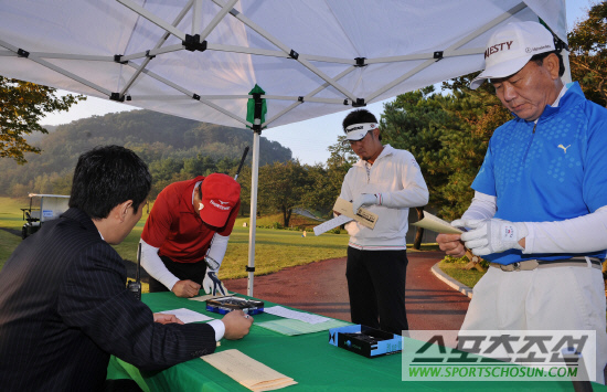 
	[����] �Ƹ����� Ŭ����, '������ ��������'
