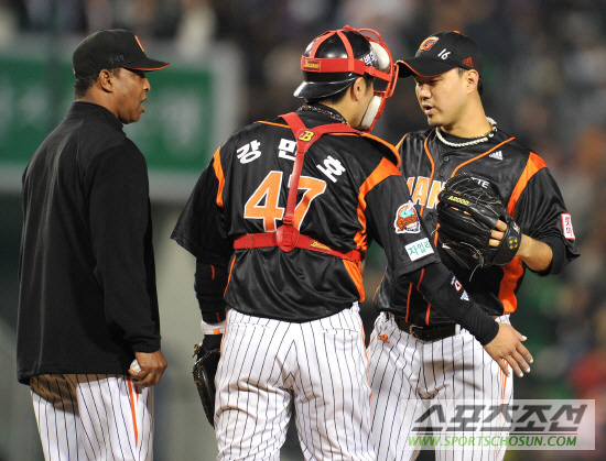 
	[����] �Ե� �۽���, '�ƽ��� ���� ����'
