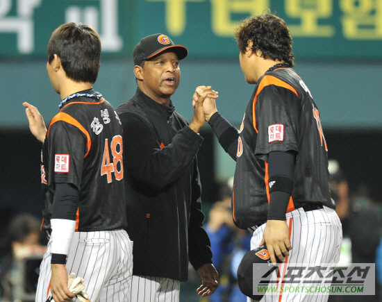 
	[����] �Ե� ���̽���, '��ȣ�� �ʴ� �����'
