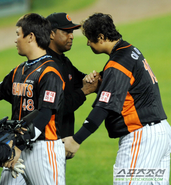 
	[����] ���� ���̽��� '��ȣ�� ���� �ߴ�'
