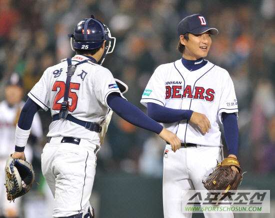 
	[����] ���� �÷��̿�����. ȯȣ�ϴ� �λ� ������
