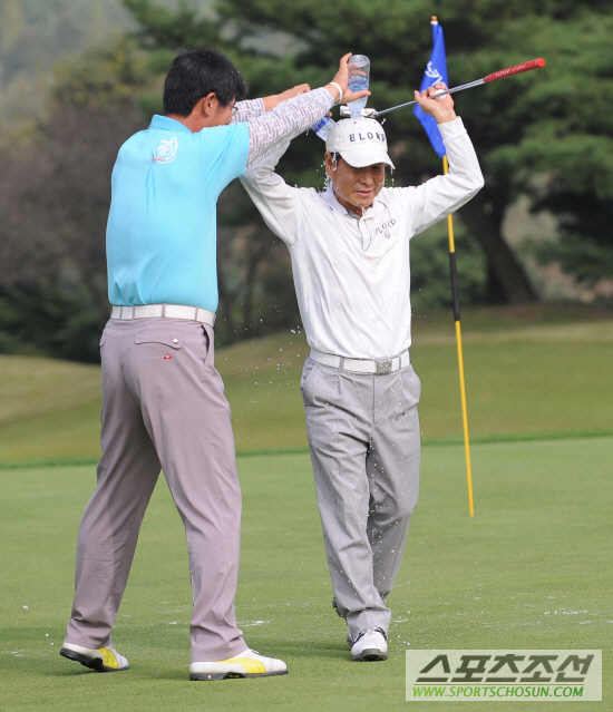 
	[����] �Ƹ����� Ŭ���� ����� ������ ��ȿ��, '�����ʴ� �׸�.'
