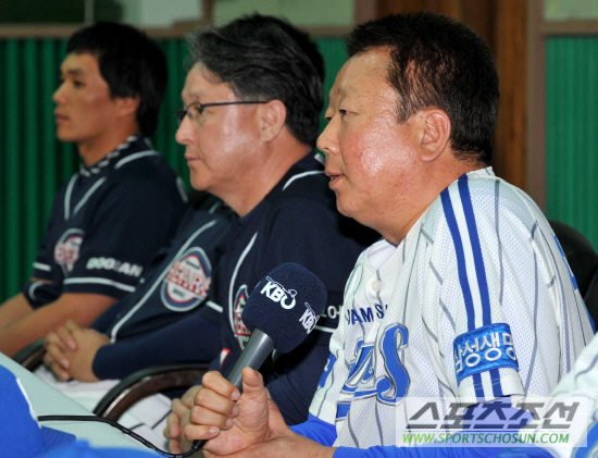 
	[����] ������ ����, '������� �ʰ� �ּ��� ���ؼ�.'
