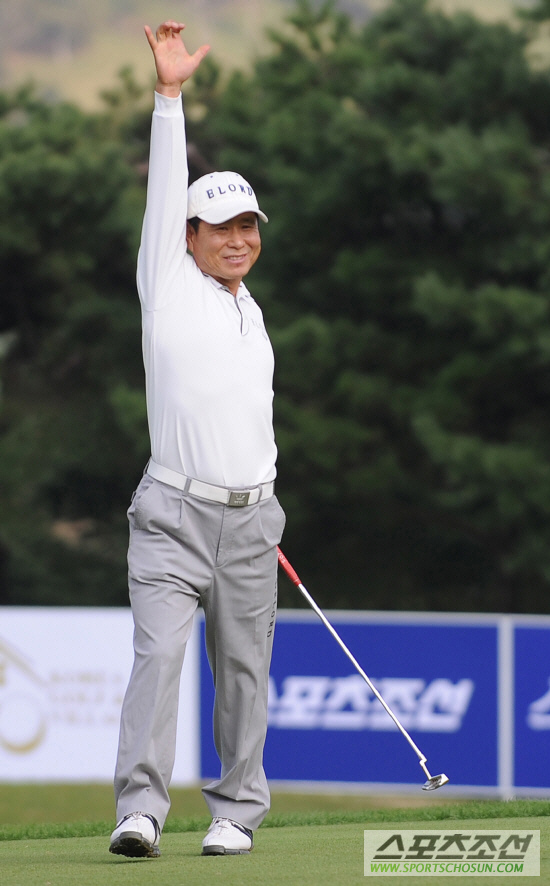 
	[����] �Ƹ����� Ŭ���� ����� ������ ��ȿ��, '�س´�.'
