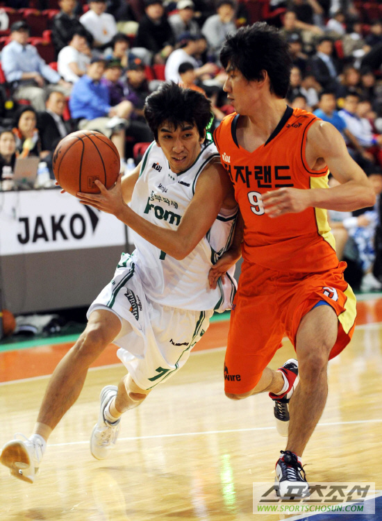 
	[����] ���ڷ��� ������ '��ǳ �帮��'
