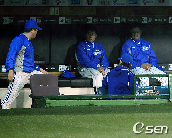 
	[����]������,'������ �߽��� ������'
