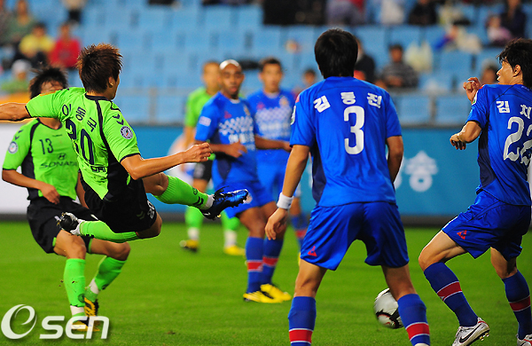 
	[����]'������' �̵���, ȯ���� '������ ű'
