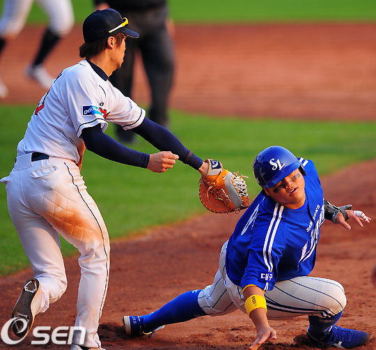 
	[����]�ڼ���,'��ġ ��Ʈ����ó�� ���ϳ�!'
