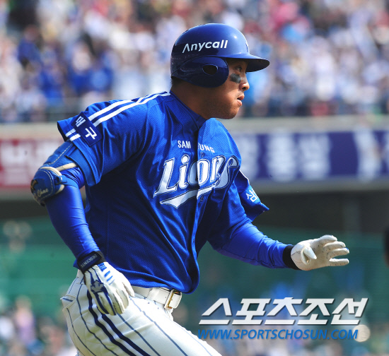 
	2010,10,10

PO3���� �λ�-�Ｚ

8�� ������ PO3�������� �Ｚ ä������ 1ȸ�� 1�� ������ ������ȸ�� �¾� ���� 1Ÿ�� ��Ÿ�� ġ�� 1�縦 ���� �޷� ������ �ִ�.

���=������ ���� basser@sportschosun.com


